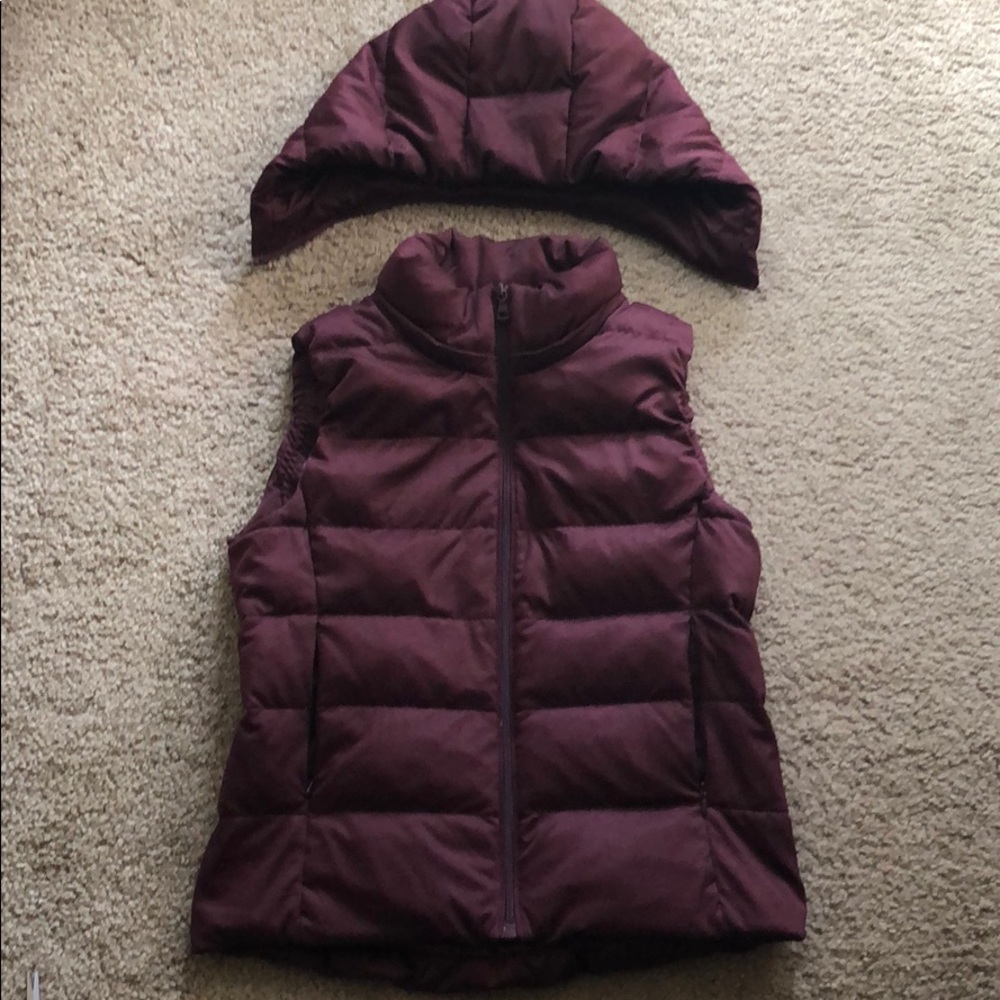 Medium in volume to layer on with removable hood.